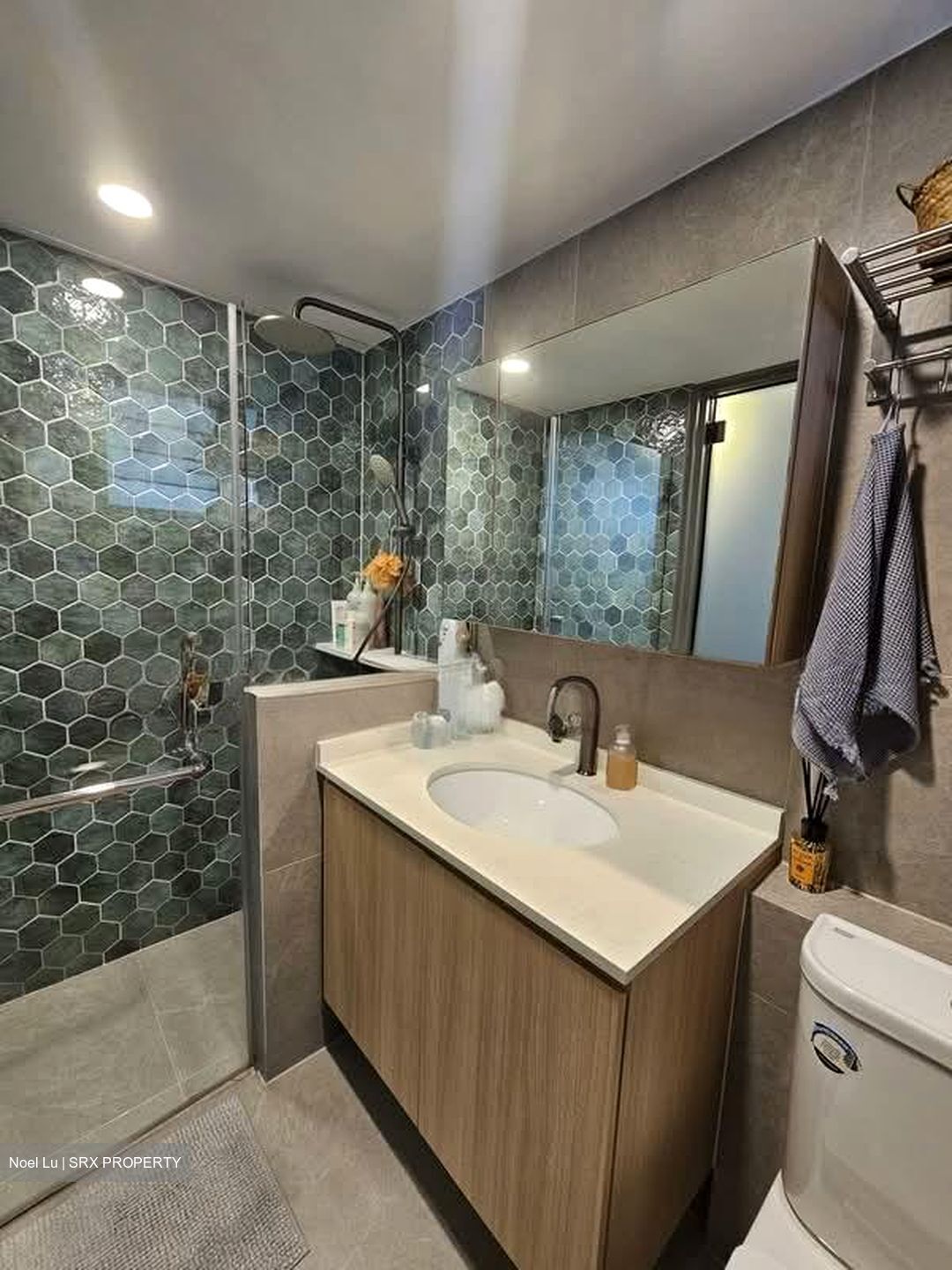 Blk 678 Jurong West Street 64 (Jurong West), HDB 5 Rooms #557564881
